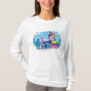 T-shirt Opinião lateral a mulher com os presentes no