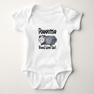 T-shirt Os gambás precisam o amor demasiado