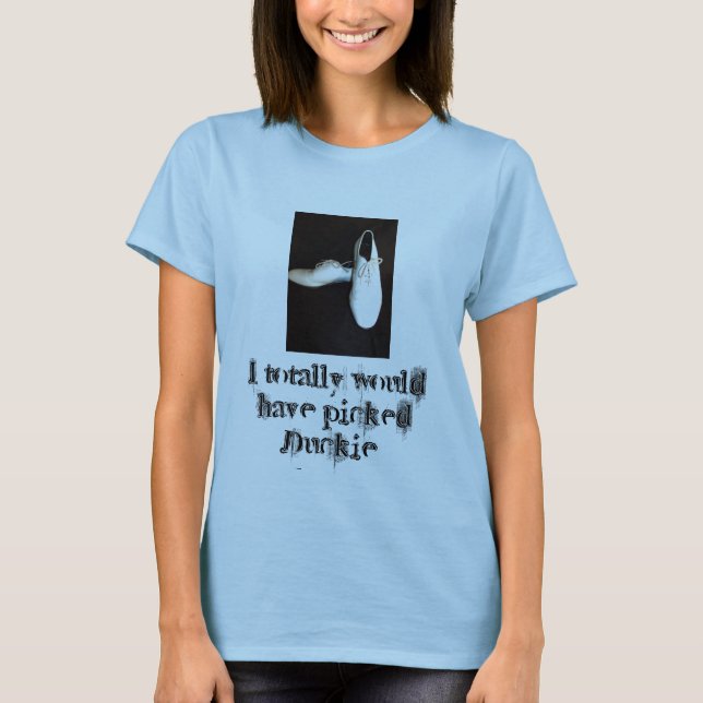 T-shirt os loafers brancos, eu totalmente escolheria (Frente)