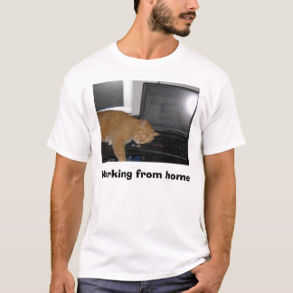 T-shirt P4040011, trabalhando da casa