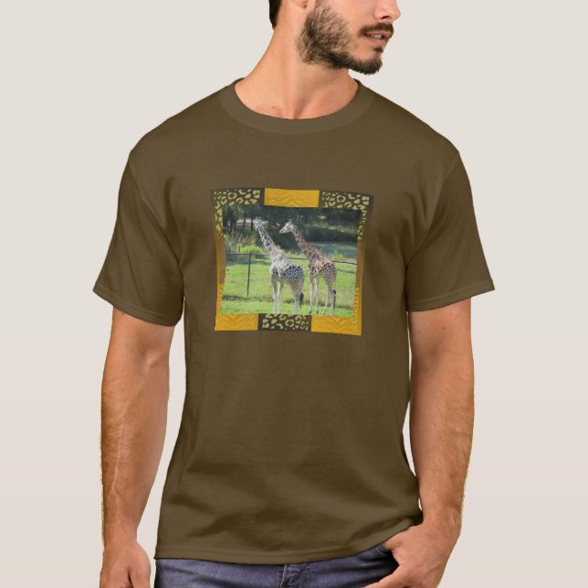 T-shirt Padrão de Animais da Savana com Girafas (Frente)