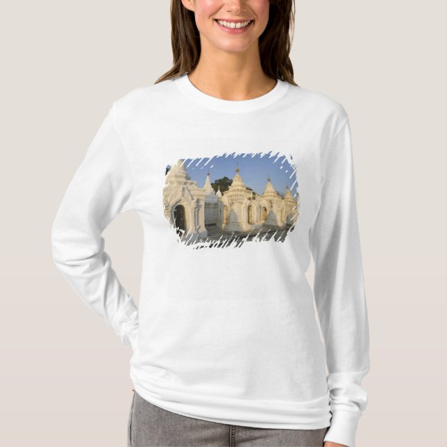 T-shirt Pagode Kuthodaw em Mandalay, conhecida como a (Frente)