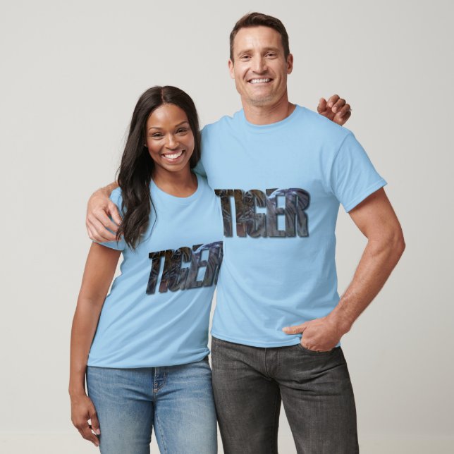 T-SHIRT PALAVRA DE TIGER COM IMAGEM DE TIGER NO DENTRO DO  (Unissex)