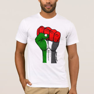 T-shirt palestino do punho de Carlos Latuff