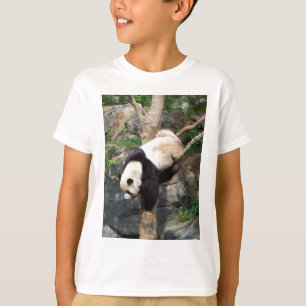 T-shirt Panda gigante que escala para baixo a árvore