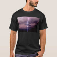 Parafuso de relâmpago durante o temporal
