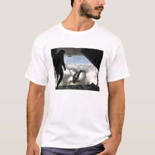 T-shirt Pararescuemen salta a parte traseira de A.A. - 130