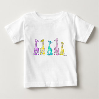 T-shirt Pastel do bebê dos girafas do bebê em