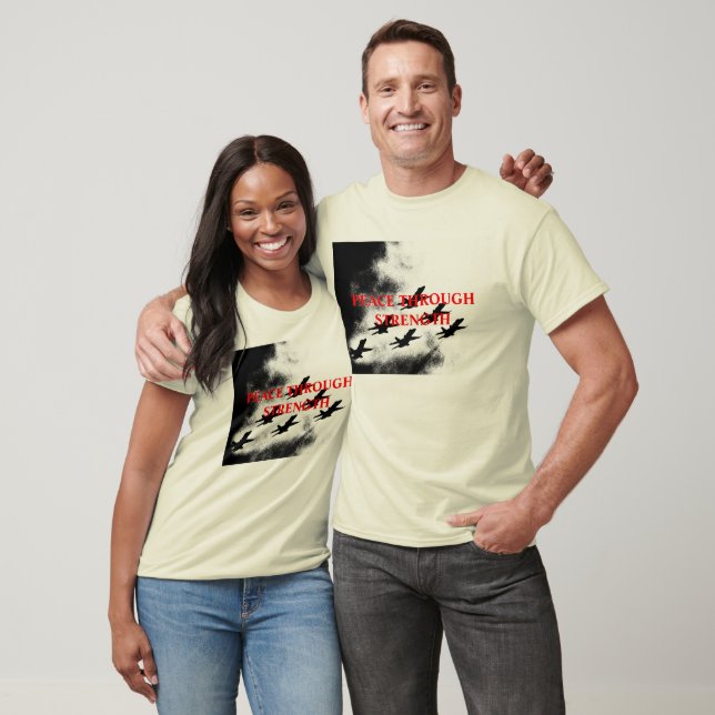T-shirt Paz através da Força (Unissex)