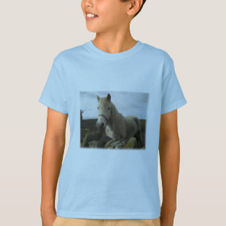 T-shirt peludo do cavalo