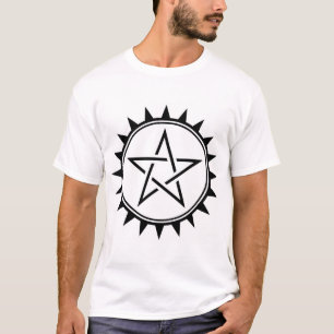 T-shirt Pentagram cravado preto e branco