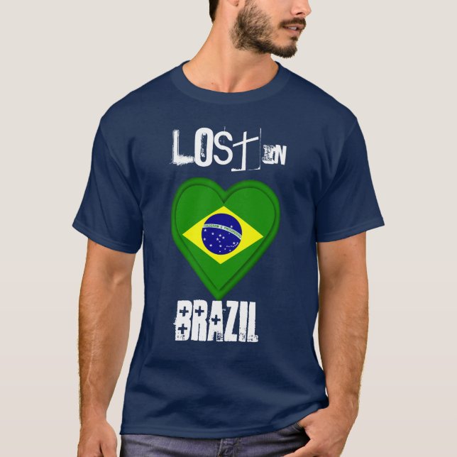 T-shirt Perdido em Brasil - coração brasileiro da bandeira (Frente)