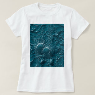 T-shirt Pilhas bacterianas do staphylococcus - fim áureo