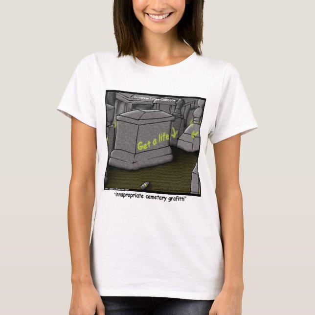 T-shirt Pinturas Engraçadas em Cemitérios (Frente)