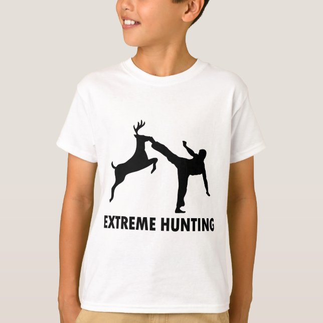 T-shirt Pontapé extremo do karaté dos cervos da caça (Frente)
