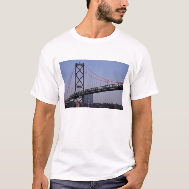 T-shirt Ponte Angus L Macdonald, Halifax, Nova 2 (Frente)