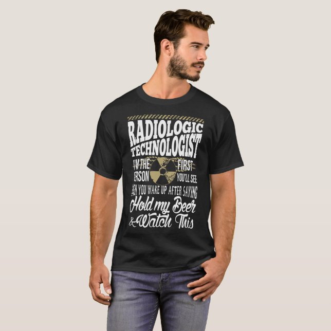 T-shirt Posse da pessoa do tecnólogo radiológico primeira (Frente Completa)