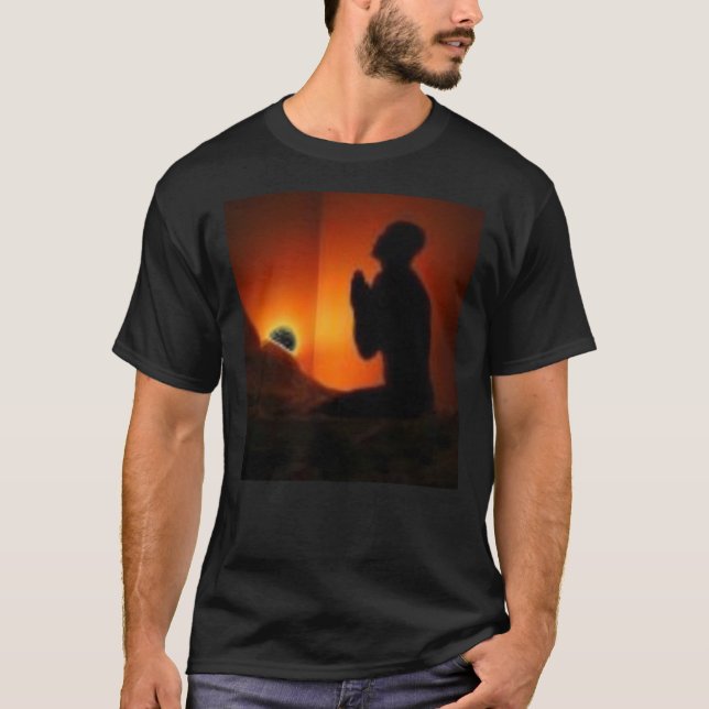 T-SHIRT PRAY O T PRETO DE SILOHETTE (Frente)