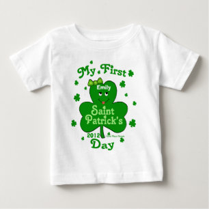 T-shirt Primeira Rua da Baby Girl, com nome personalizado.