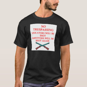 T-shirt proprietário de arma nenhum infrinjir
