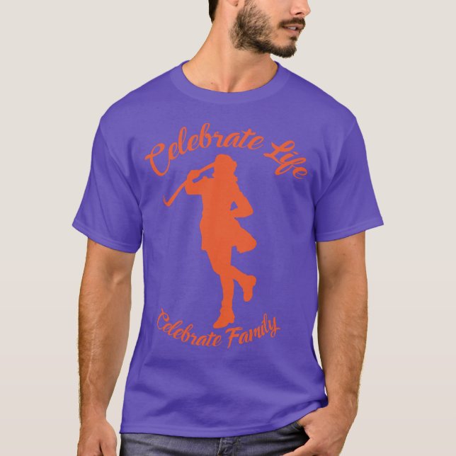 T-Shirt púrpura com Silhueta Laranja (Frente)