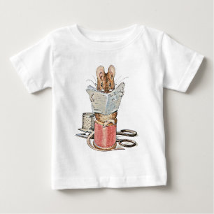 T-shirt Rato do alfaiate no carretel da linha
