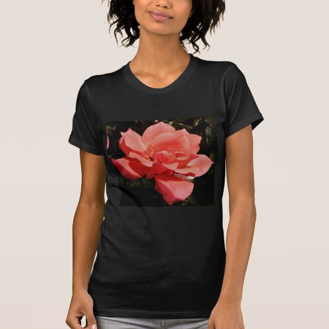 T-shirt rosa de pêssego e colírio (Frente)