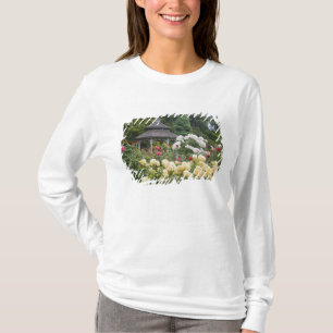 T-shirt Rosas em flor e Rose Garden Gazebo no