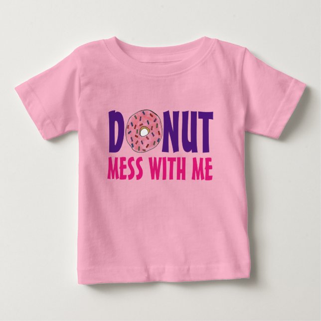 T-shirt Rosquinha (Não) Mess With Me Strawberry Dounut (Frente)