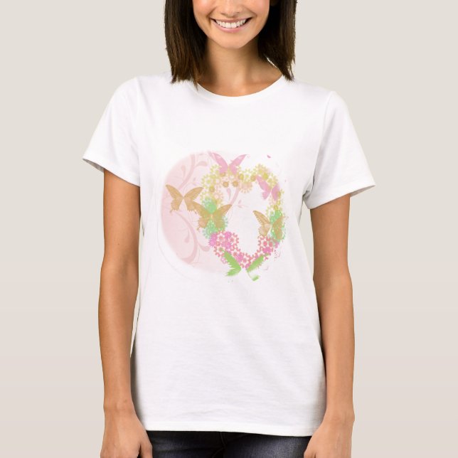 T-shirt Roupa namorados com flores e borboletas (Frente)