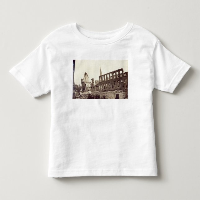 T-shirt Ruínas perto do compartimento de pó, Ypres, em (Frente)