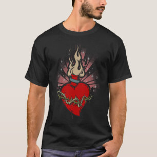 T-shirt sagrado do tatuagem do coração