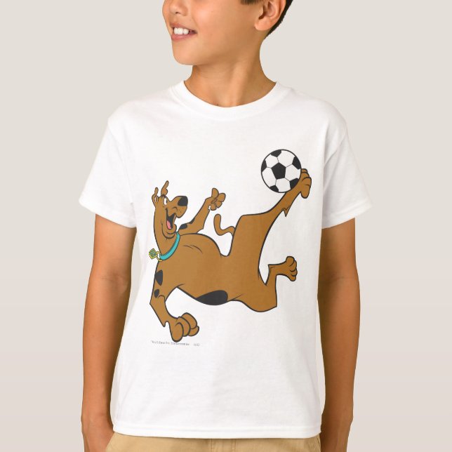 T-shirt Scooby-Doo Jogando Futebol (Frente)