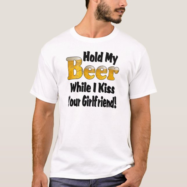 T-shirt Segure Minha Cerveja Beije Sua Namorada Dito Diver (Frente)