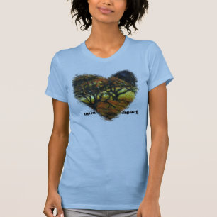 T-shirt selvagem do coração com árvores
