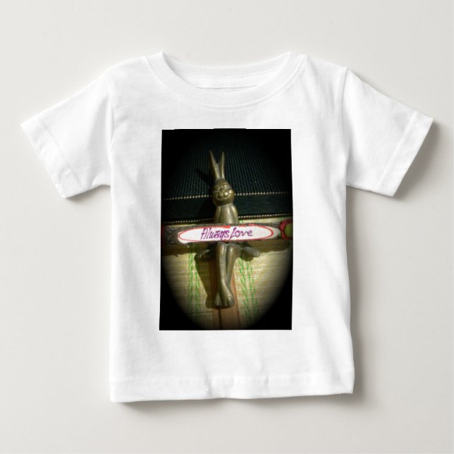 T-shirt Sempre Ame o Design de Arte Inspiradora do Coelho (Frente)