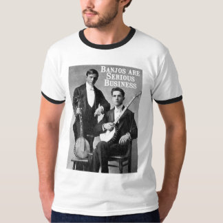 T-shirt sério da campainha de homens de negócio