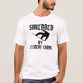 T-shirt Shredded por empréstimos do estudante