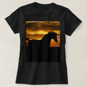T-shirt Silhueta preta do por do sol do cavalo
