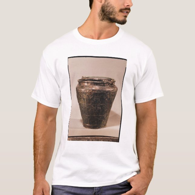 T-shirt Situla com três bandas decorativas do repousse (Frente)