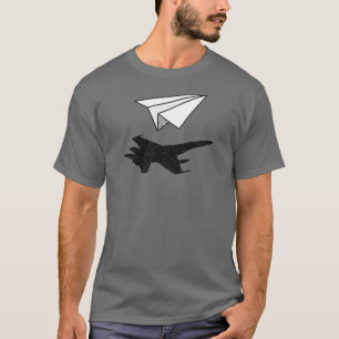 T-shirt Sombra plana de papel do avião de combate