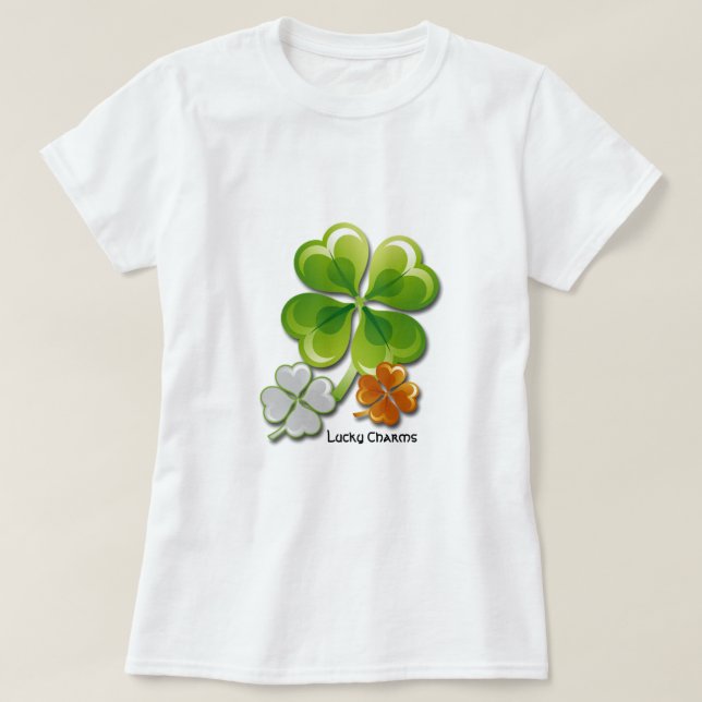 T-shirt Sortudos Charms. Rua de Tricolor Shamrock. Dia de  (Frente do Design)