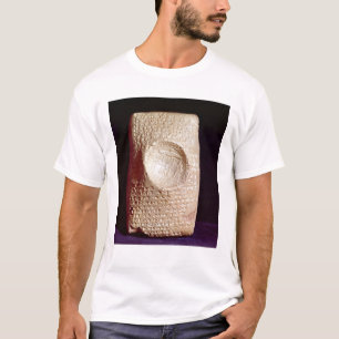 T-shirt Tabuleta com inscrição cuneiform