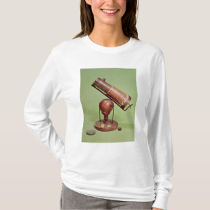 T-shirt Telescópio que pertence ao senhor Isaac Newton