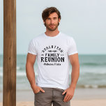 T-shirt Teto da Reunião Familiar Personalizada Moderna Rus<br><div class="desc">Crie uma camiseta personalizada da Associação Familiar para bebês, crianças e adultos. Personalize-o com o nome da sua família, o ano, o local ou qualquer outro texto personalizado. Clique no botão Personalizar para alterar fontes e cores, adicionar seu próprio texto e fotos. Selecione em todos os nossos estilos de roupa...</div>