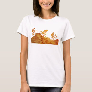 T-shirt Três motociclistas da montanha em um monte