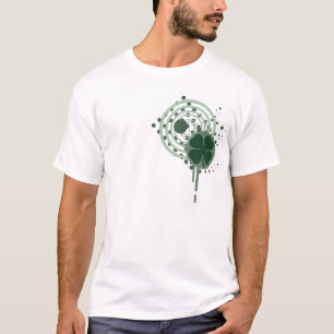 T-shirt trevo de quatro folhas. bolhas hipno.