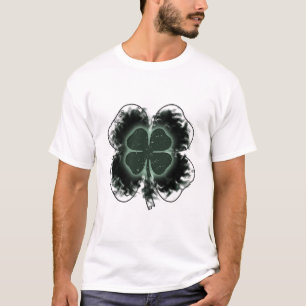 T-shirt trevo de quatro folhas. fumado