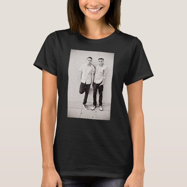 T-shirt Trevor e Austin "Eu só namoro gêmeos" (Frente)