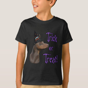 T-shirt Truque Doberman Pinscher (vermelho)